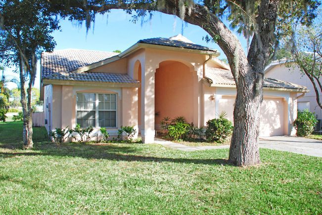 Property with Swimming-pool, United-States